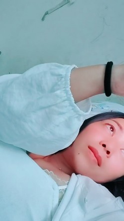 【农村骚娘们儿】贵在真实农村超骚御姐户外露出真空跳蛋自慰掰穴展示跳蛋震穴超级带劲 截图15
