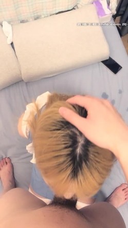 大奶子女仆草莓熊情趣装大屁股无线诱惑，撅着屁股被后入爆草淫水好多无套抽插，口交带淫水的鸡巴真刺激 截图3