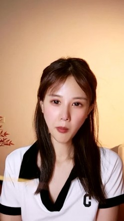 大二9分颜值女神！放假下海收费房！漂亮大眼睛甜美，细腰美臀脱下内裤，多毛骚穴翘起屁股，摆弄各种姿势 截图8