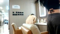 女偷拍大神潜入国内洗浴会所四处游走偷拍戏水沐浴更衣偷拍附近高校几个青春学妹 截图1