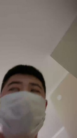厨房大战金发毛妹！口活一流！深喉一下到底，扶腰后入爆草，大黑牛震无毛穴，爆菊双管齐下 截图7