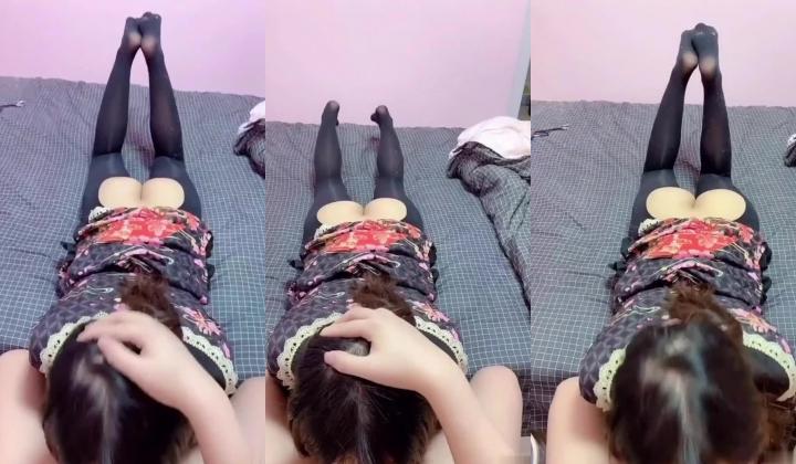 后入印花旗袍御姐漏裆黑丝