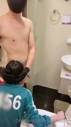 地狱调教大咖【狗王】私拍第三季~吃精双通车震各种刺激玩法无水原画 截图16