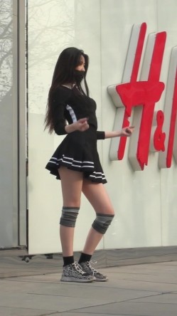 【海阔天空系列CD第2季第1期10连发】清纯骚丁内极度反差，JK少女街头领舞狗爬式舞姿一览无余 截图7