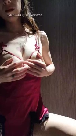 最近疯狂收金敛财周榜NO.1【SM大表姐】海边餐厅大胆露出 约炮粉丝卫生间偷情爆操 无套后入内射 高清源码录制 截图7