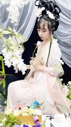 稀有露脸 高端ACG业界女神爆机少女 喵小吉 古装汉服《花间集》诱人胴体美不胜收 古代青楼达官贵人的玩物 截图8