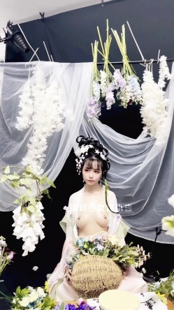 稀有露脸 高端ACG业界女神爆机少女 喵小吉 古装汉服《花间集》诱人胴体美不胜收 古代青楼达官贵人的玩物 截图11