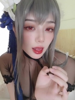 极品二次元COSER女菩萨【九言】价值千元9套视图作品，肛塞乳夹推油，若隐若现的诱惑 截图10
