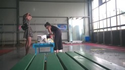 国内【水上乐园】换衣间沐浴区近景偷拍 美女如云淋浴换衣好身材一览无余 截图15