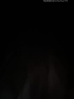 ️极品眼镜骚妹【xiaomugouya】非常反差的肥臀眼镜妹子白丝黑丝跳蛋自慰 截图3