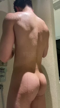 风流倜傥，推特健身男模，约炮大神【YoShiE冰块】爆肏各种美女健身婊，非常带劲儿 截图5