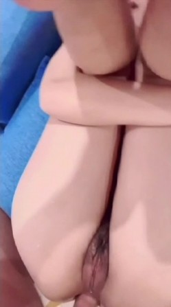 精致校花级小妹妹三洞齐开，紧致爽滑的屁眼被大肉棒操到合不拢，被操的骚叫不停，声音动听 截图9
