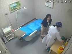 监控破解仁爱医院偷窥 给内部美女医生做妇科检查 截图7