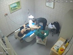 监控破解仁爱医院偷窥 给内部美女医生做妇科检查 截图16