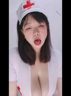 超爆巨乳女神『小婀娜』波涛汹涌来袭震撼性爱自拍流出 路边站炮后入速插 完美露脸 截图9