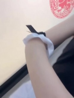 超高颜值绿茶主播【提莫的_原昵称甜桃11】高价福利视频 多种制服自慰啪啪 截图7