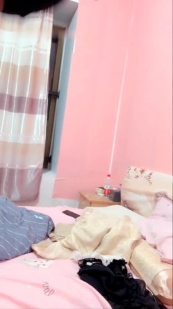 面罩萌妹子橙色丝袜和炮友双人啪啪 上位骑乘后入猛操呻吟娇喘最后内射 截图6