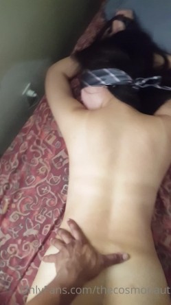 华裔OFs百大网黄,牧洋犬monaut找个老黑男友,20cm黑长直大屌直插花心 截图13