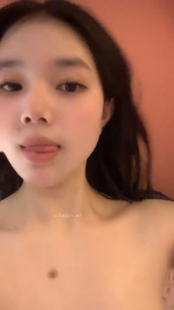 新作重磅！新人！近期最大惊喜【情趣蜗牛】最美校花清纯反差邻家女神，刮毛白虎好骚！ 截图2