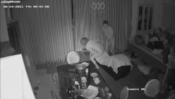 ️【破解摄像头】破解摄像头啪啪啪 求操遭拒枕头自慰 截图15
