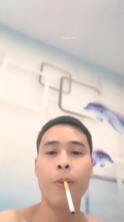 最新的情侣交换，【双飞男女】，两个小少妇的难忘一夜，酒店开房，互换伴侣，轮流换着玩，淫乱场景看了秒硬 截图4