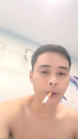 最新的情侣交换，【双飞男女】，两个小少妇的难忘一夜，酒店开房，互换伴侣，轮流换着玩，淫乱场景看了秒硬 截图10