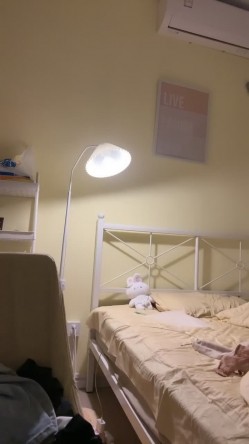 极品学生妹，20岁正青春，【Nillk大学生】，纯天然大咪咪，骚逼已经被几任男友蹂躏爽，自慰水多 截图7
