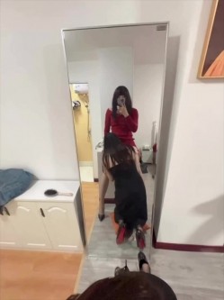 圣诞狂欢 Cindy腿腿 国产极品人气TS，长相清纯身材一流，一双纤细的大长腿，不输任何女人 截图5