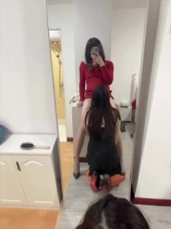 圣诞狂欢 Cindy腿腿 国产极品人气TS，长相清纯身材一流，一双纤细的大长腿，不输任何女人 截图15