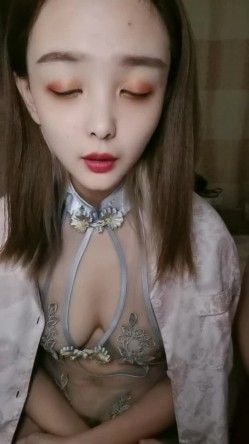 大奶少妇 ️：我必须能晃，给你们表演一个哈哈哈给你幌迷煳她，来大姨妈啦，一老一少，极品晃奶子！ 截图16