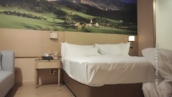 一屌探花_太子啪啪高颜值包臀裙高个美女，极品女神美乳翘臀肤白如玉激战一场 截图16