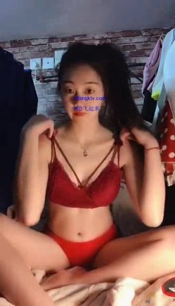 私圈土豪高价定制~高颜值大二露脸美女【吴小姐】学校宿舍、卫生间道具疯狂紫薇淫语挑逗 截图12