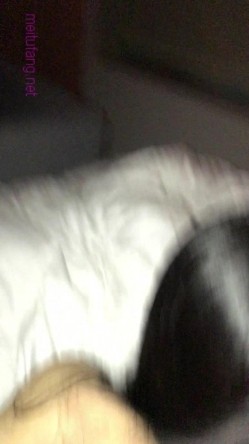 露脸才是王道！热情如火的反差大学骚妹子与男友不雅自拍流出~无套后入疯狂进出~光屁屁二传丢垃圾 截图6
