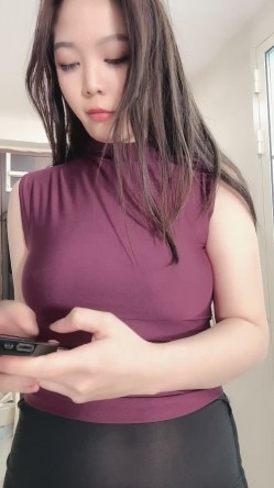 顶级跳蛋裸舞【银竹跳舞】高质量跳蛋裸舞大秀 奶子都快要甩掉了+道具自慰 截图15