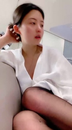 疯狂推荐！【卖萌希瑞】女神下海被操的爽死了~害我撸了3次~ 截图16