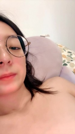 娇妻小少妇全程露脸深夜伺候老公大鸡巴，各种体位爆草抽插，浪叫呻吟不止表情好骚，特写展示逼逼淫语不断 截图14