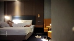 【替天行道探花】，20岁学生妹，文学系，兼职上门，小伙艳福不浅，花式啪啪共享人间至乐 截图10