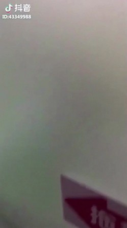 【网曝门事件】抖音小视频上的那些疯狂羞羞事 续篇 各种不雅小视频发骚爆奶等合集 让你一次爽到射 笑到尿 截图6
