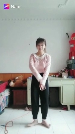 【网曝门事件】抖音小视频上的那些疯狂羞羞事 续篇 各种不雅小视频发骚爆奶等合集 让你一次爽到射 笑到尿 截图12