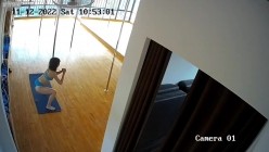 【极品稀缺 ️破解摄像头】钢管舞舞蹈室破解头偷拍 ️身材不错的小姐姐日常练功跳舞 适合高难度动作 截图12