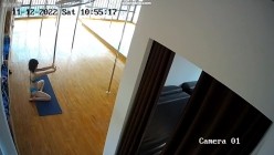 【极品稀缺 ️破解摄像头】钢管舞舞蹈室破解头偷拍 ️身材不错的小姐姐日常练功跳舞 适合高难度动作 截图16