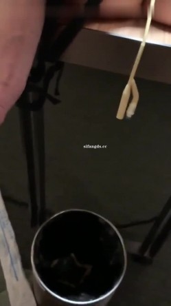 字母圈调教大神【Actor444】，母狗各种虐阴虐菊啪啪，花样多手法奇特 截图11