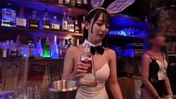 HMN-548 新人！都内で話題沸騰！飲んでも絶対勃たせてくれる中出しOK エロカワバニーガルバ店員AVデビュー！！ あおい藍 截图1