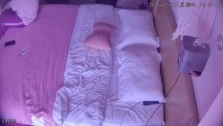 酒店偷拍百褶裙眼镜骚货与性瘾男睡到半夜都要起来操一炮接着睡 截图16