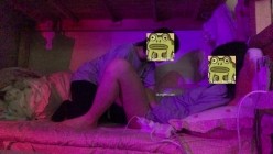 云盘高质泄密！青春学生百合情侣各种日常淫乱自拍，假小子除了没有老二其它完全男性化，啪啪手法娴熟 截图12