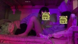 云盘高质泄密！青春学生百合情侣各种日常淫乱自拍，假小子除了没有老二其它完全男性化，啪啪手法娴熟 截图14