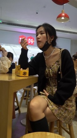 【CD回顾】私房YH0系列 每个系列都是精品第四季 顶级无内！被内射完美女！13流出白色精液！ 截图6