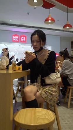 【CD回顾】私房YH0系列 每个系列都是精品第四季 顶级无内！被内射完美女！13流出白色精液！ 截图8