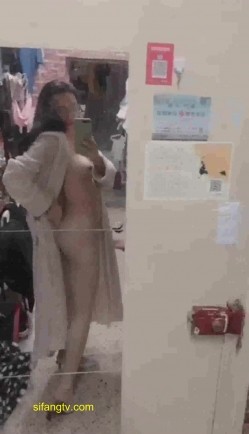 曾经火爆全网的私圈土豪定制高颜值大二露脸美女吴x晶学校宿舍紫薇露出 截图3