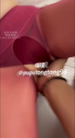 推特新晋原创约啪大神，05土象纯爱体育生「噗噗通通」，肌肉猛男打桩机约炮少妇、模特、女大、企业高管 截图15